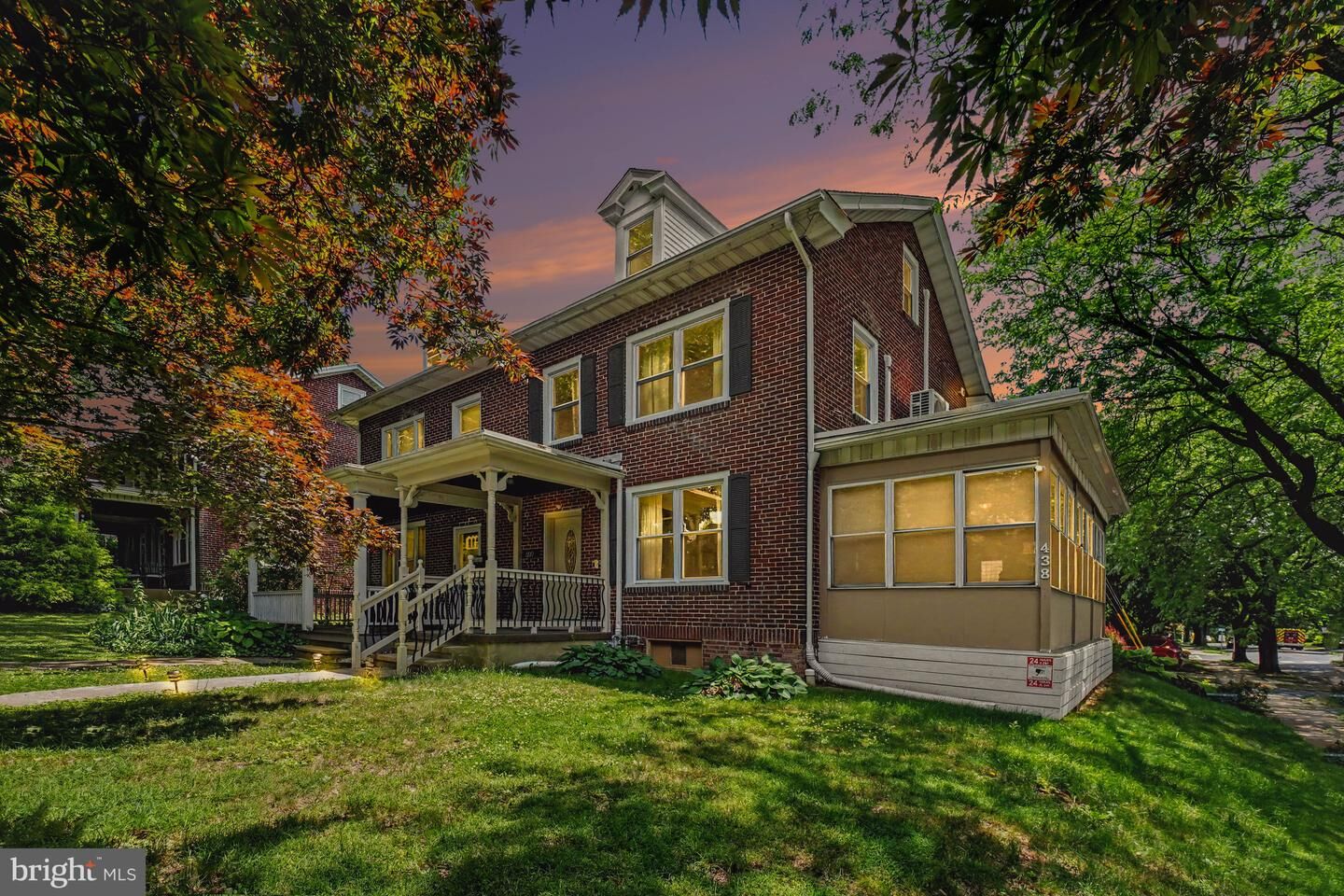Property Photo:  438 Oak Tc  PA 19611 