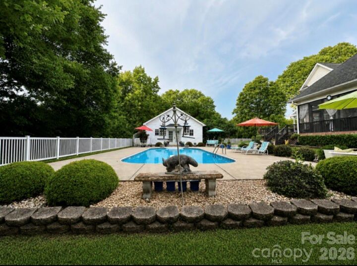 Property Photo:  1093 Fairfield Drive  NC 28054 