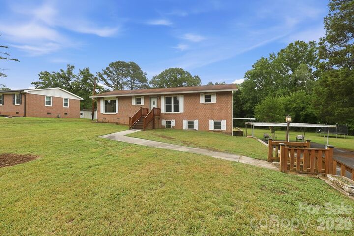 Property Photo:  401 Grant Street  NC 28027 