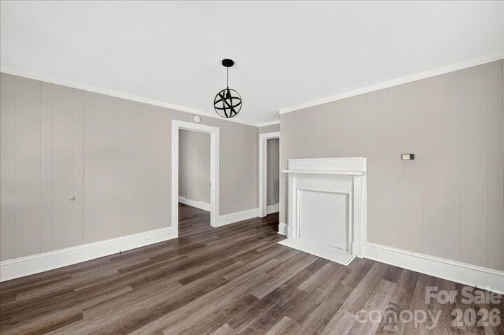 Property Photo:  525 E Cemetery Street  NC 28144 