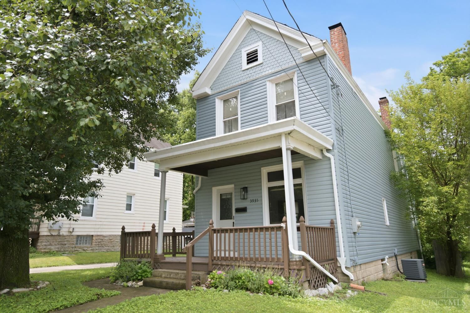 Property Photo: 3935 Lovell Avenue OH 45211