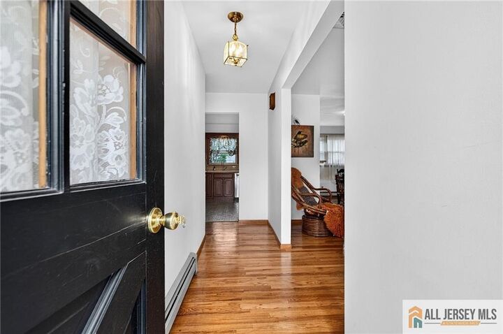 Property Photo:  10 5th Street  NJ 08882 