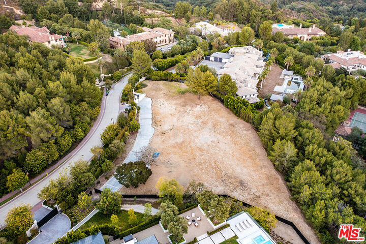 Property Photo:  74 Beverly Park Ln  CA 90210 