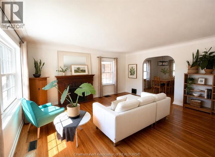 Property Photo:  20 Sparks Drive  ON N7M 4J1 