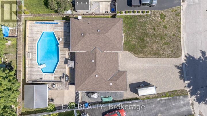 Property Photo:  10 Kathryn Crescent  ON P1B 8P4 