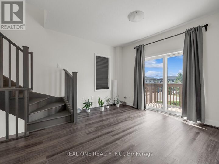 Property Photo:  1 Markle Crescent  ON L9G 0H3 