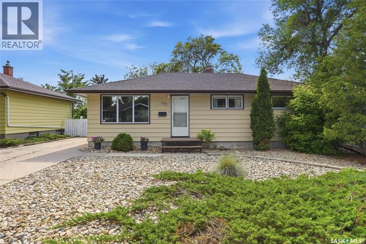 Property Photo: 133 Ellison Crescent SK S4R 4V6