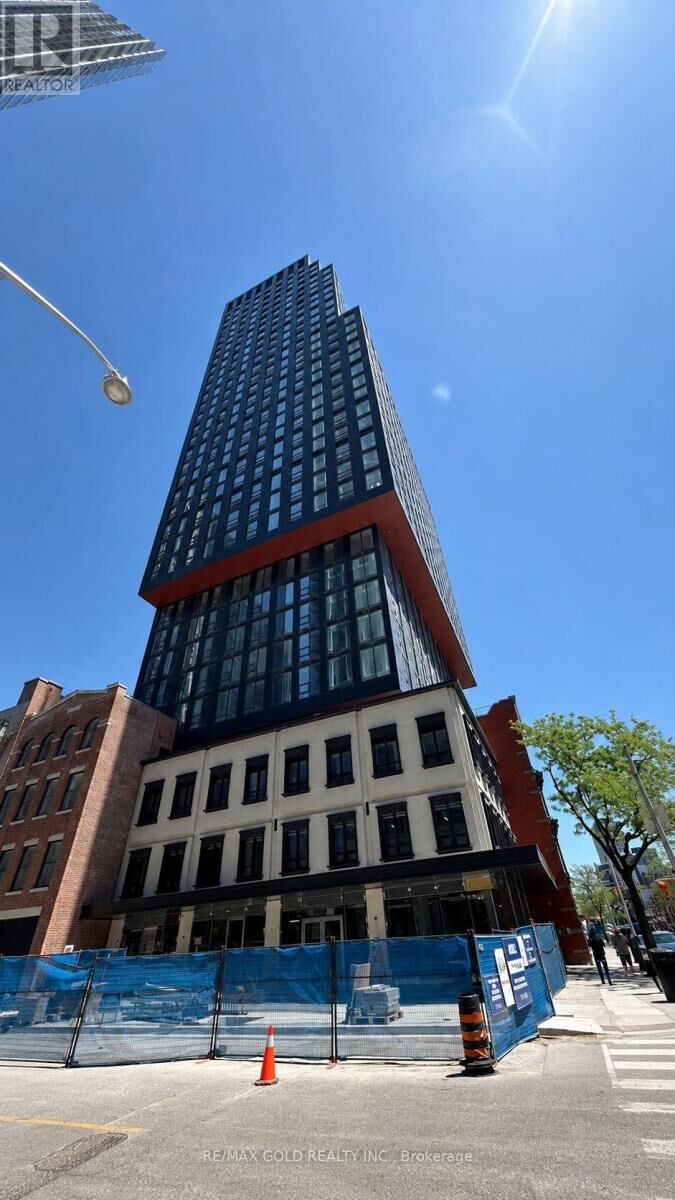 Property Photo:  100 Queen Street East 1705  ON M5C 0B5 