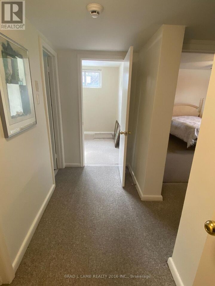 Property Photo:  267 Maxwell Street Lower  ON M3H 5C1 