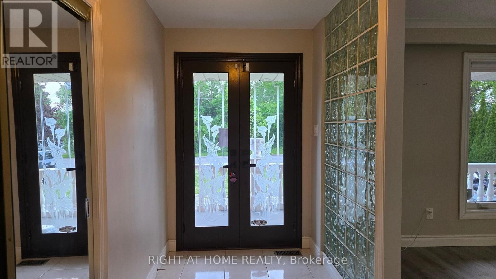 Property Photo:  20 May Avenue  ON L4C 3S6 