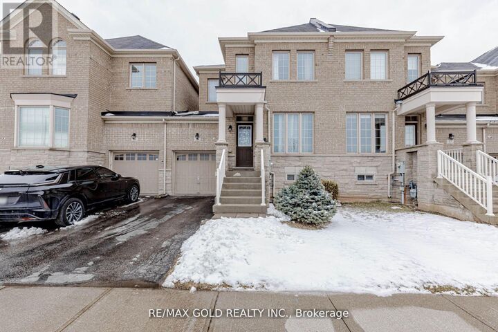 Property Photo:  39 Chesterwood Crescent  ON L6Y 0Z4 