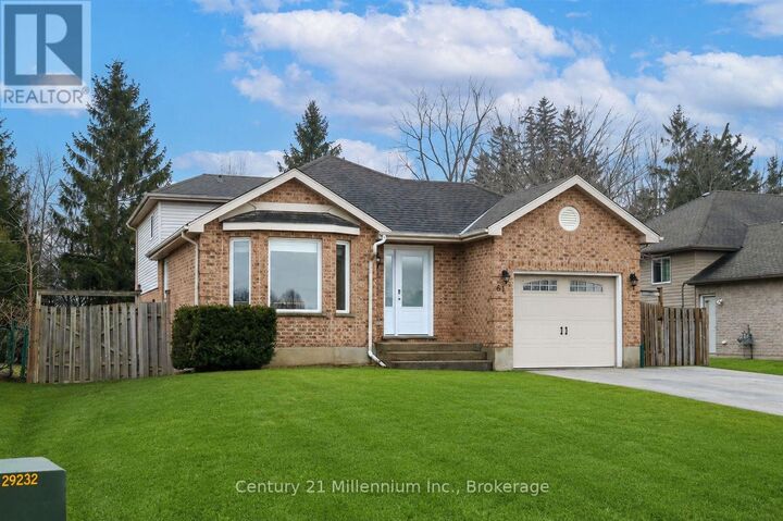 Property Photo: 61 Albery Court ON N4L 1J8