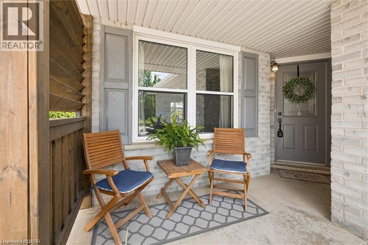 Property Photo:  16 White Sands Court  ON N2E 3S4 