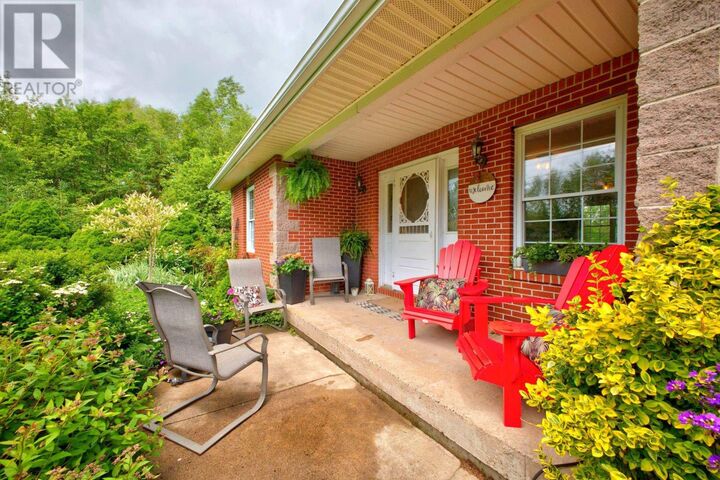 Property Photo:  45 Glenabbey Drive  NS B6L 3L1 