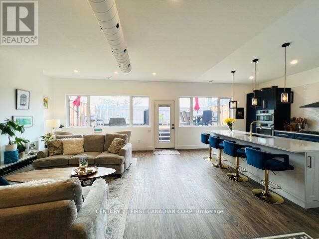 Property Photo: 218 Joseph Street Upper ON N5L 1C4