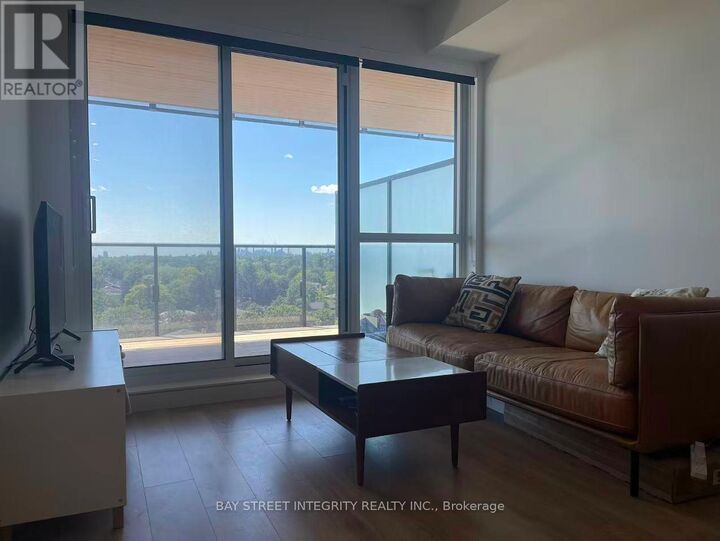 Property Photo: 27 McMahon Drive 1203 ON M2K 0J2