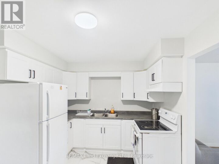 Property Photo: 634 Hunter Street ON N2Z 1R6