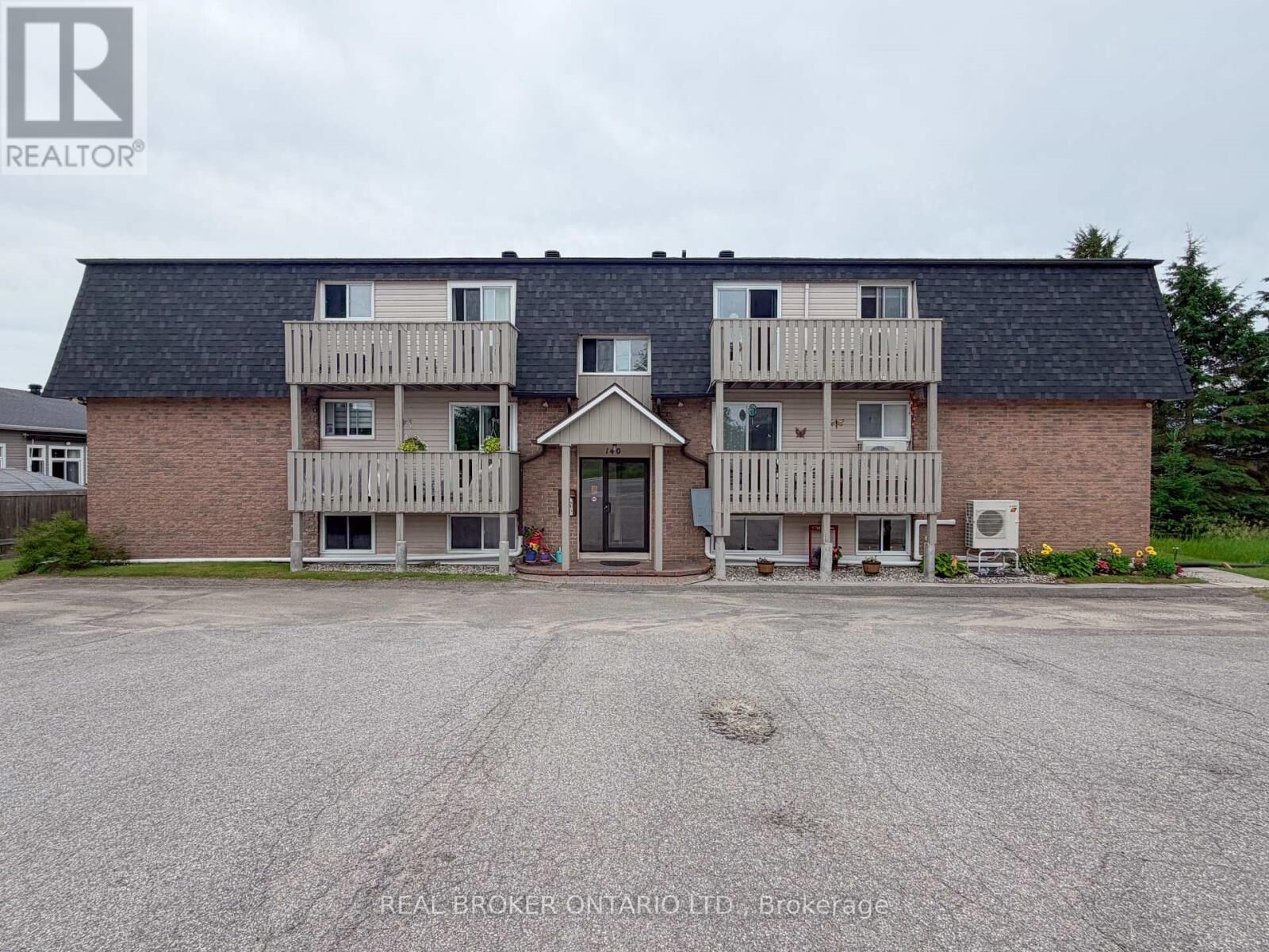 Property Photo:  140 George Street West 12  ON K0G 1J0 