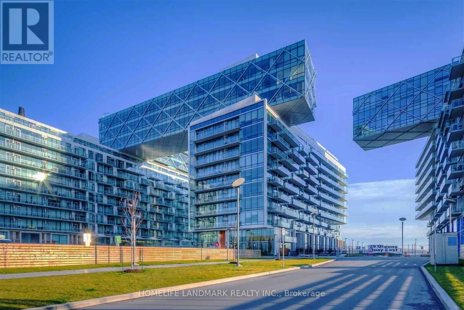 Property Photo: 29 Queens Quay East 1019 ON M5E 0A4