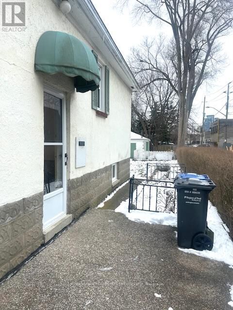Property Photo:  6 Hiawatha Parkway Basement  ON L5G 3R7 