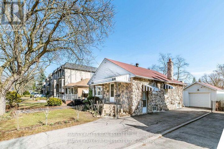 Property Photo:  139 Kingsdale Avenue  ON M2N 3W8 