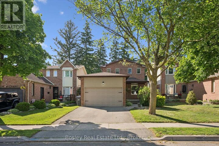 Property Photo:  84 Cassander Crescent  ON L6Z 1Z2 