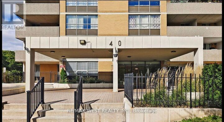 Property Photo: 40 Panorama Court 106 ON M9V 4M1