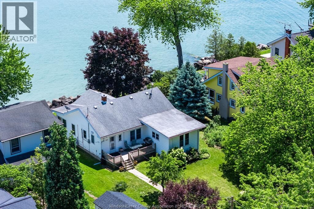 Property Photo:  1263 Heritage Rd  ON N9Y 2E6 