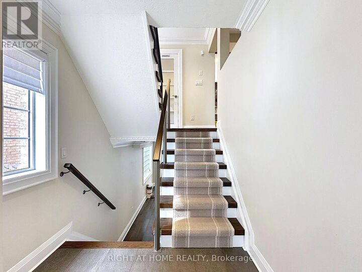 Property Photo:  2547 Gill Crescent  ON L6H 6R8 