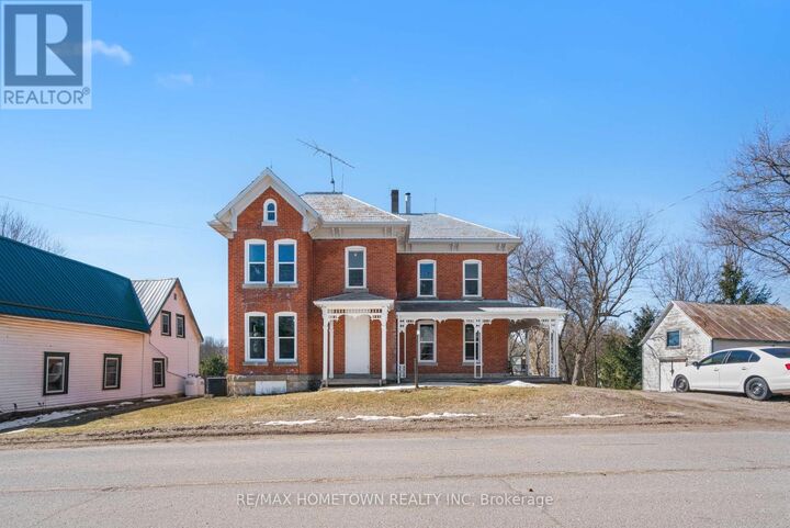 Property Photo: 12 Kingston Street ON K0G 1E0