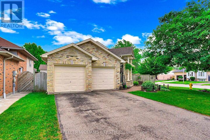 Property Photo: 639 Railton Avenue ON N5V 4Y1