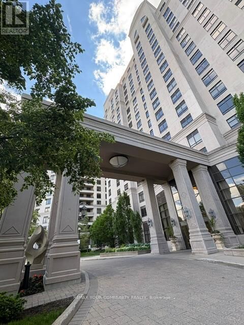 Property Photo:  9245 Jane Street 514  ON L6A 0J9 
