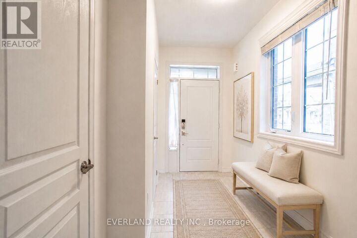 Property Photo: 372 Threshing Mill Boulevard ON L6H 0P6