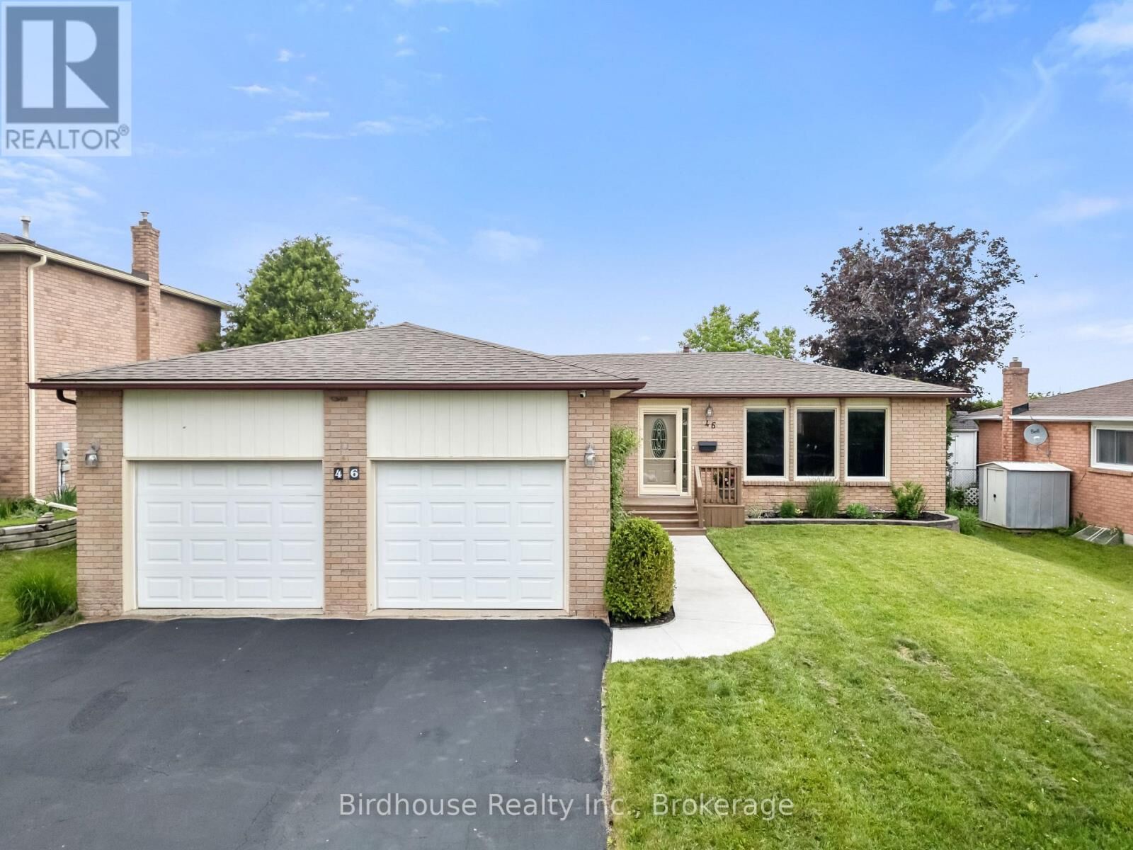 Property Photo:  46 Corneil Street  ON K9V 5T7 