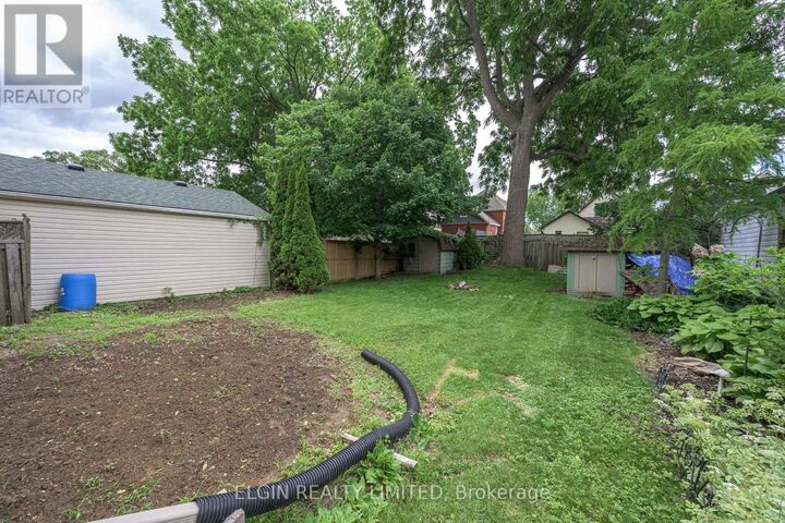 Property Photo:  25 Locust Street  ON N5R 2C2 