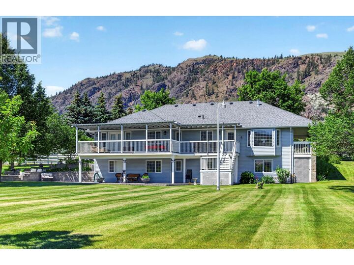 Property Photo: 432 Pintail Road BC V2H 1S5