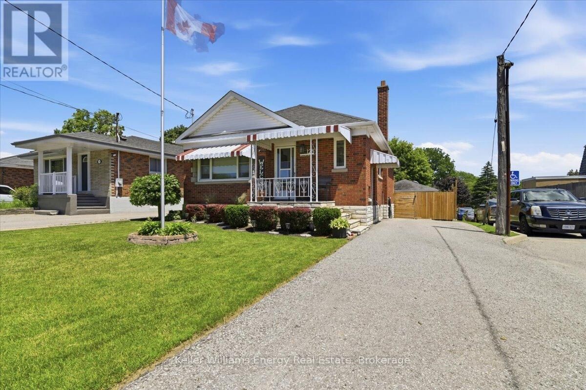 Property Photo:  125 Wilson Road South  ON L1H 6B9 