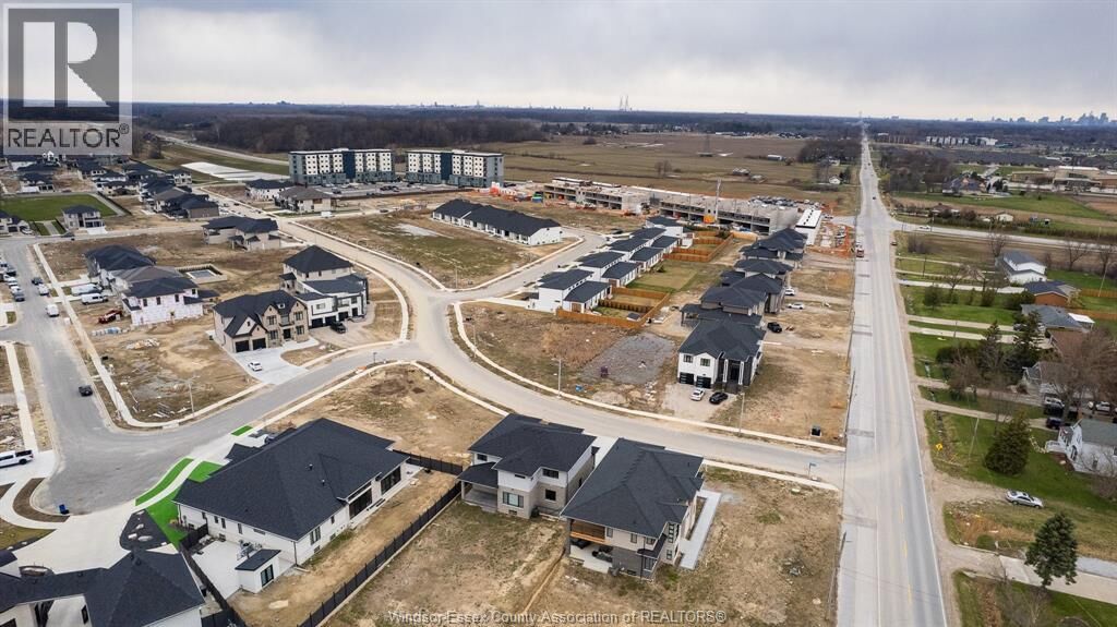 Property Photo:  4965 Terra Bella Drive  ON N9H 0N2 