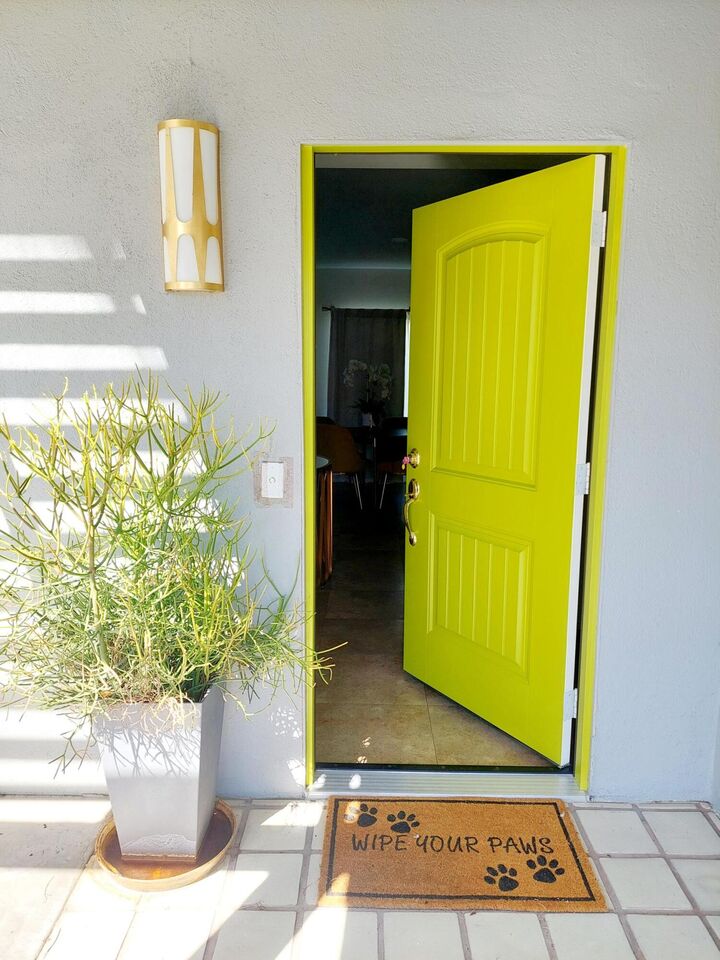 Property Photo: 75452 Palm Shadow CA 92210