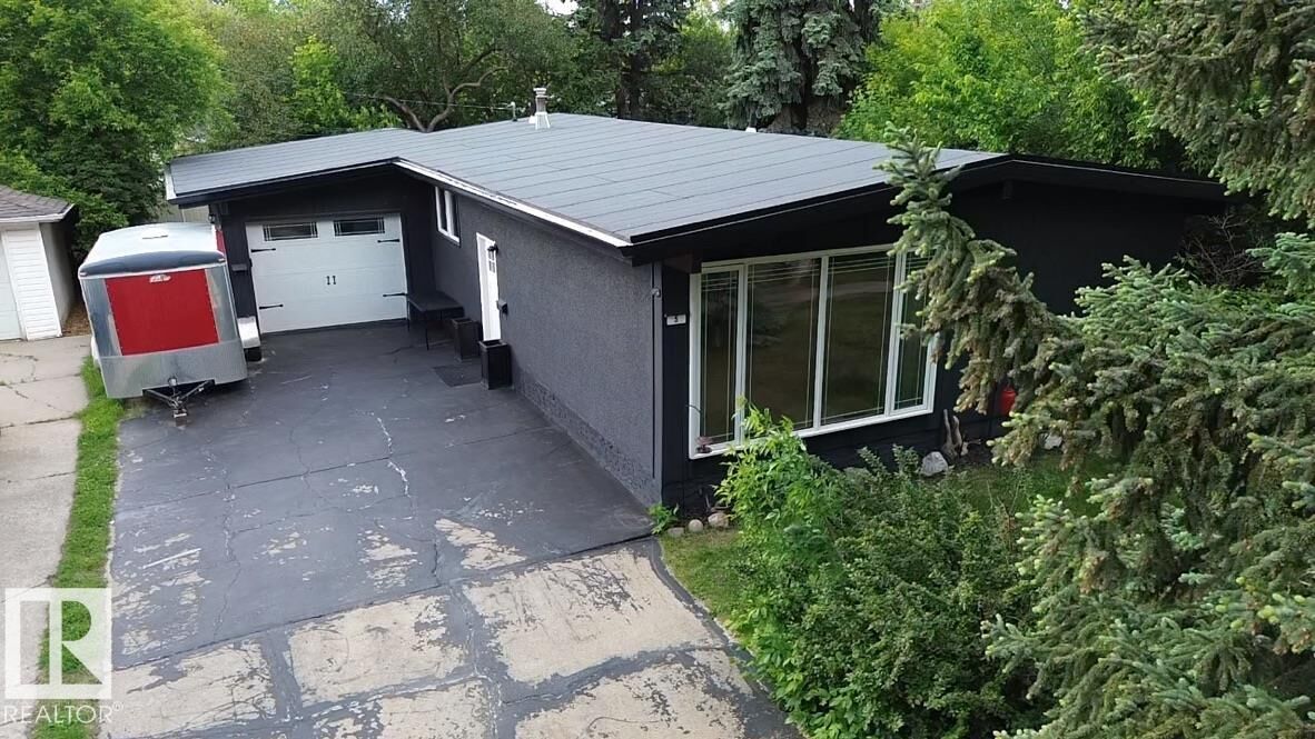 Property Photo:  5 Sorrel Crescent  AB T8N 0K4 