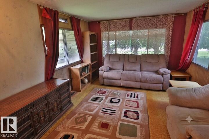 Property Photo:  4803 47 St  AB T0C 2P0 