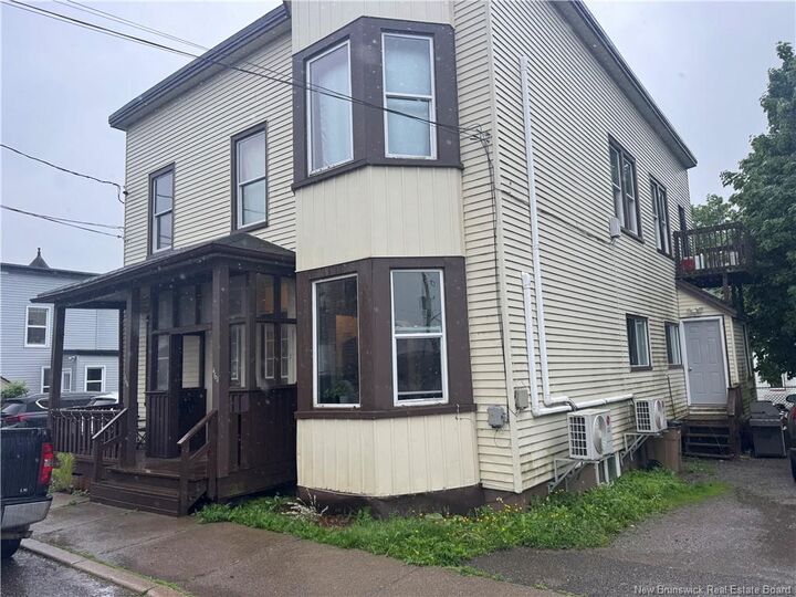 464-466 Olive Street — photo 1