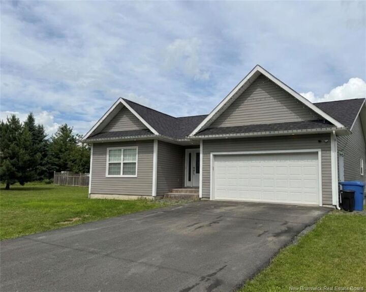 Property Photo:  104 Squires Street  NB E7M 2S5 