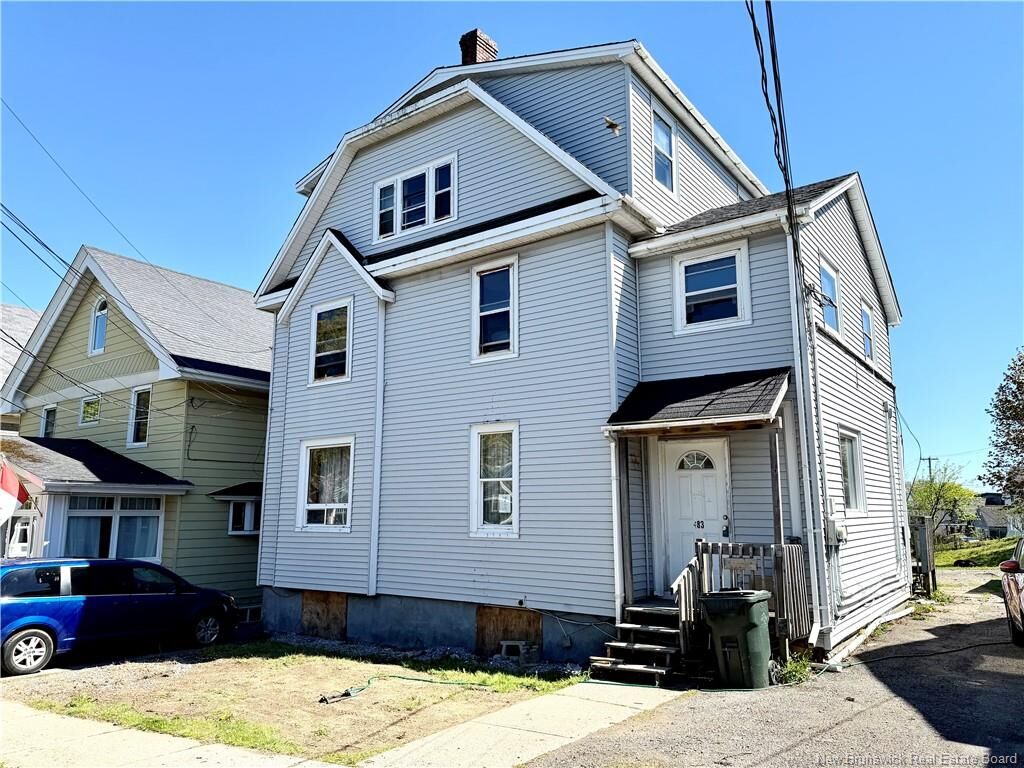 Property Photo: 483 Demonts Street NB E2M 1R5