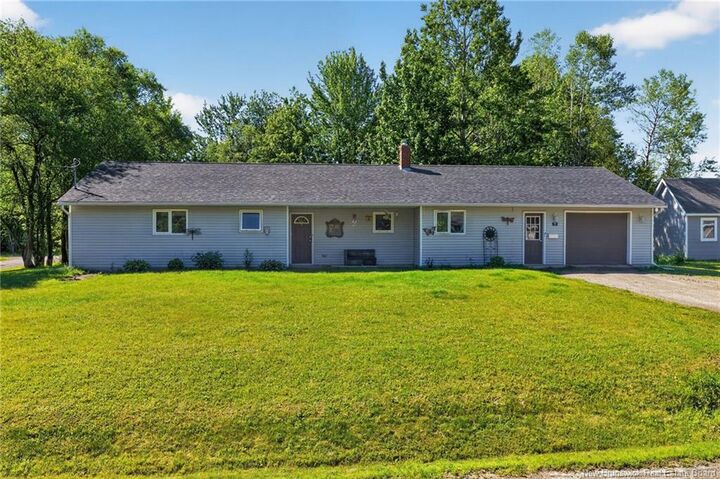 9 Fairview Drive — photo 1