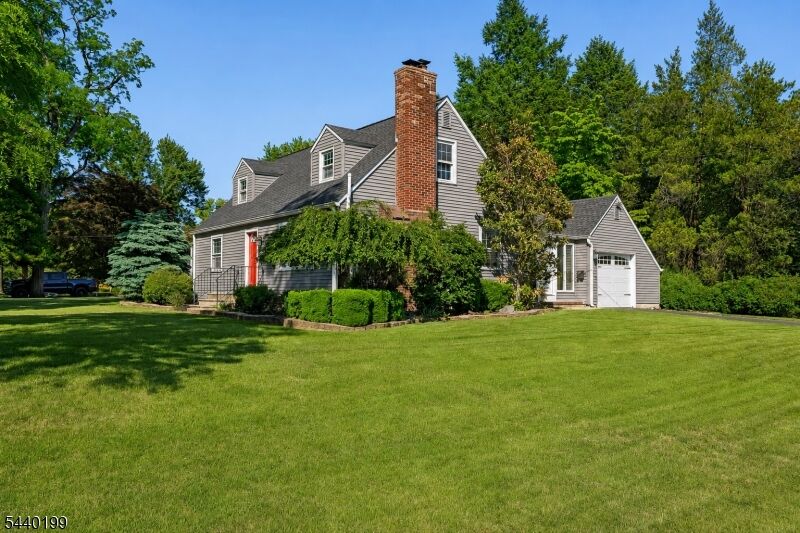 Property Photo:  2556 Mountain Ave  NJ 07076 