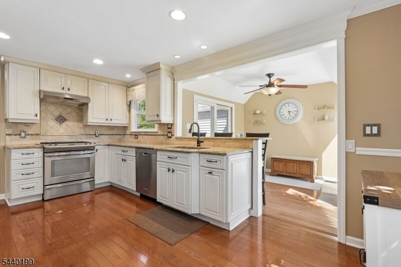 Property Photo: 2556 Mountain Ave NJ 07076