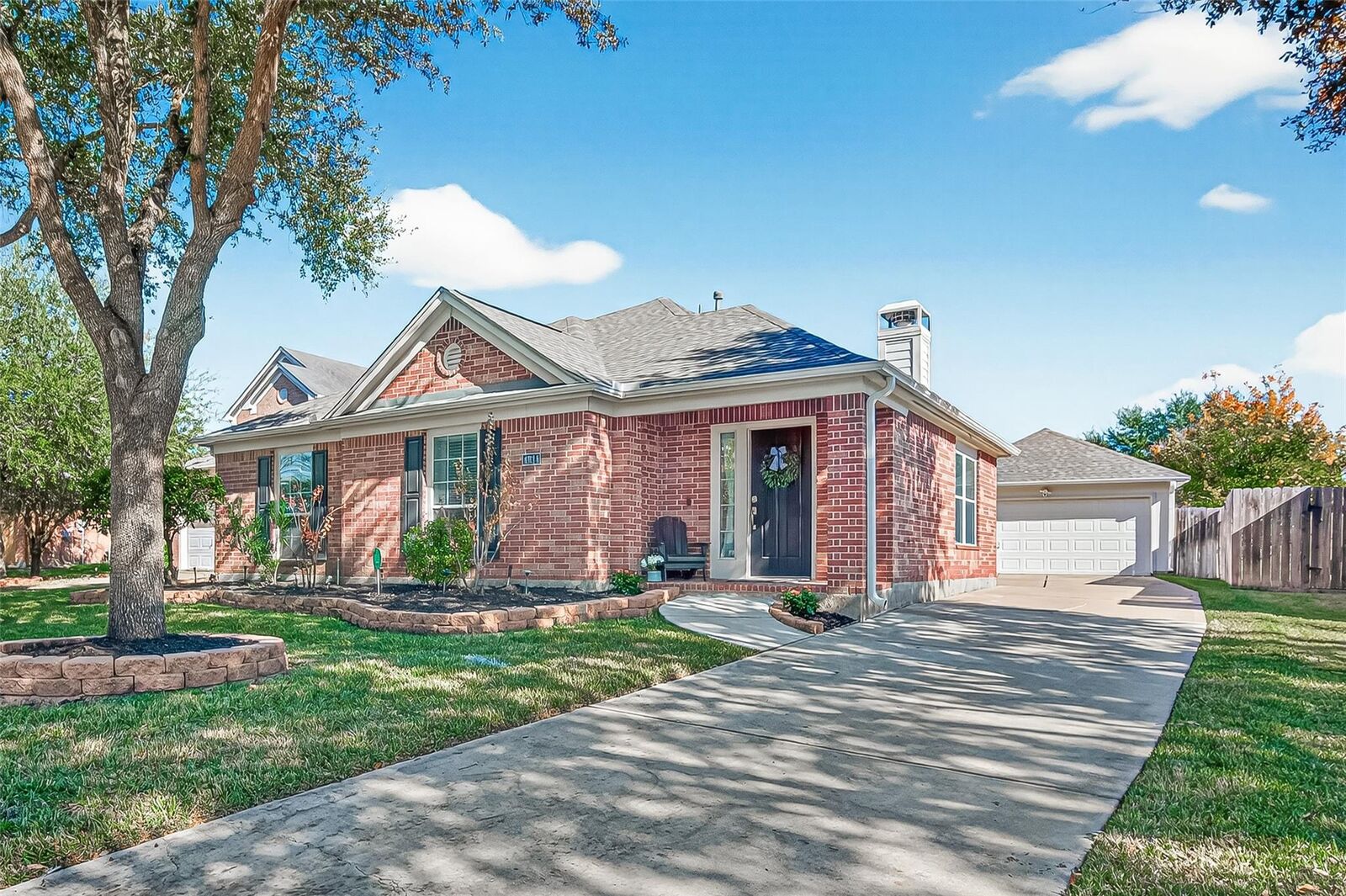 Property Photo: 4914 Grapevine Lake Court TX 77407
