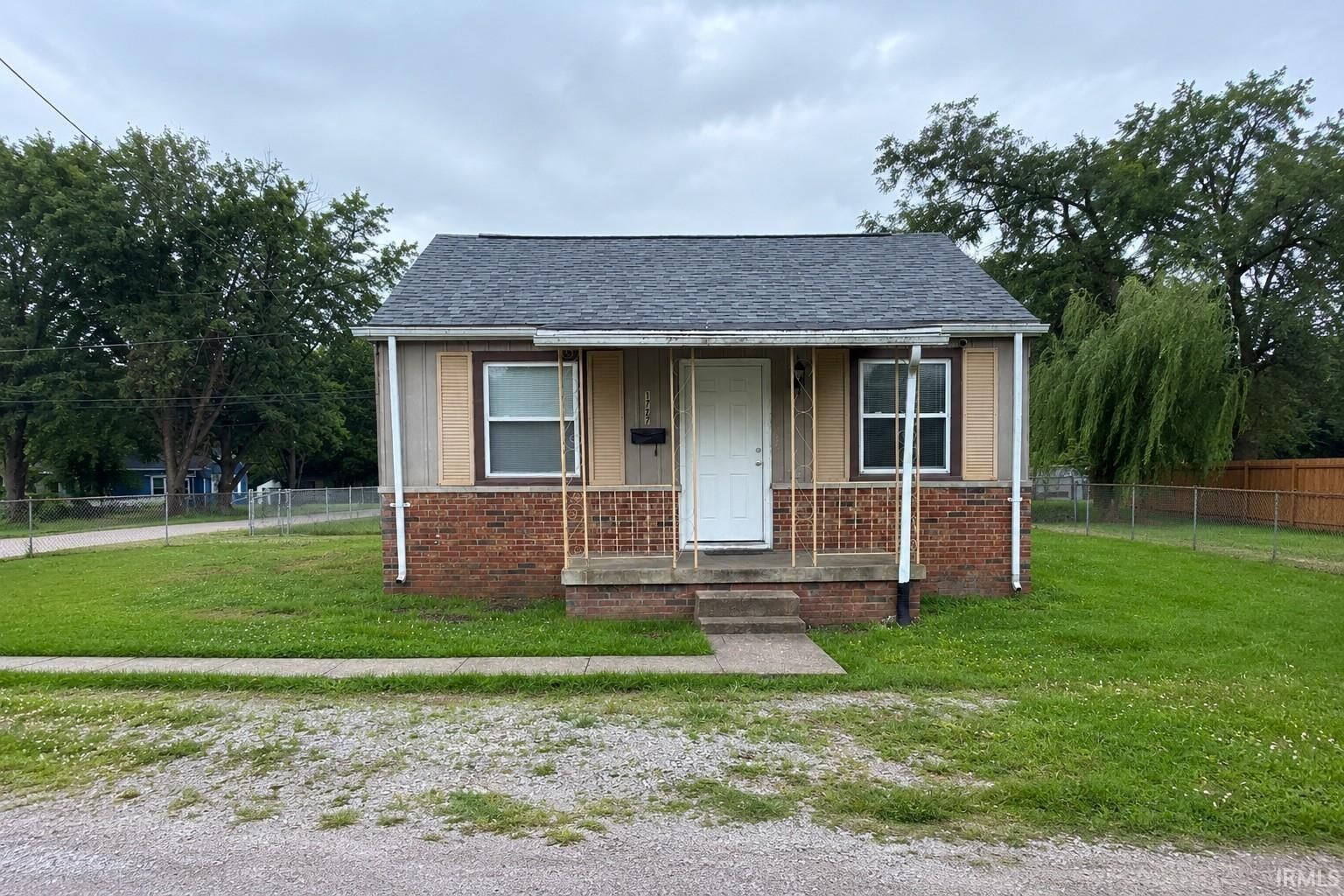 Property Photo:  1727 Covert Avenue  IN 47714 