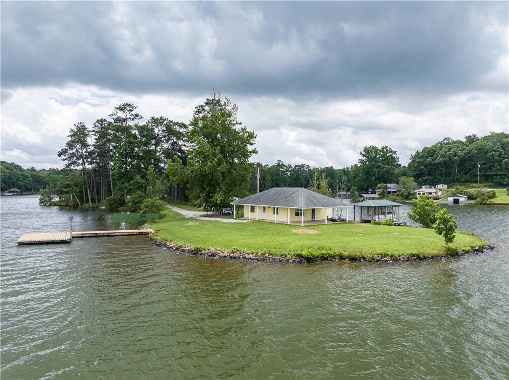 Property Photo:  250 Lee Road 844  AL 36854 